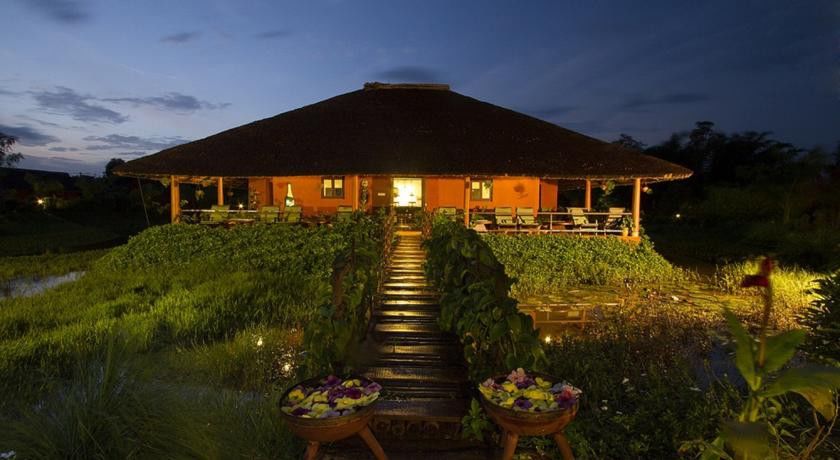 Hotel Red Earth Kabini Begūr Exterior foto